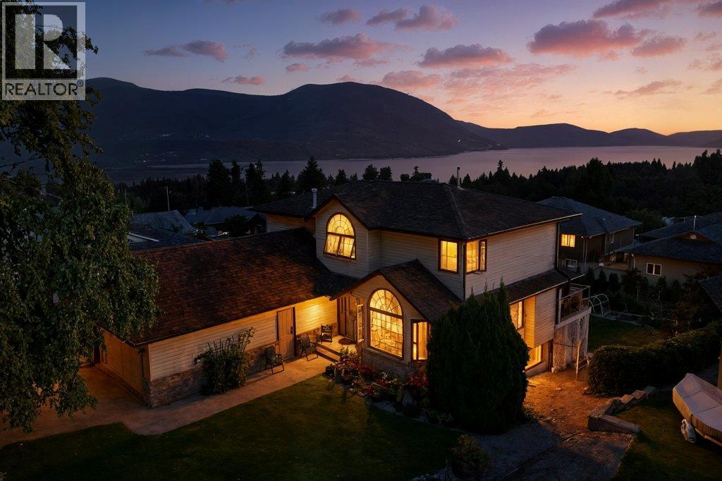 3 Avenue Se Unit 2121, Salmon Arm, BC V1E 1K1