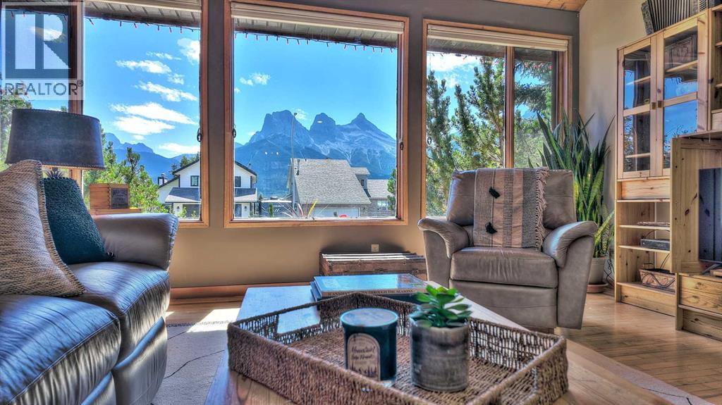 226 Lady Macdonald Dr, Canmore, AB T1W 1H3