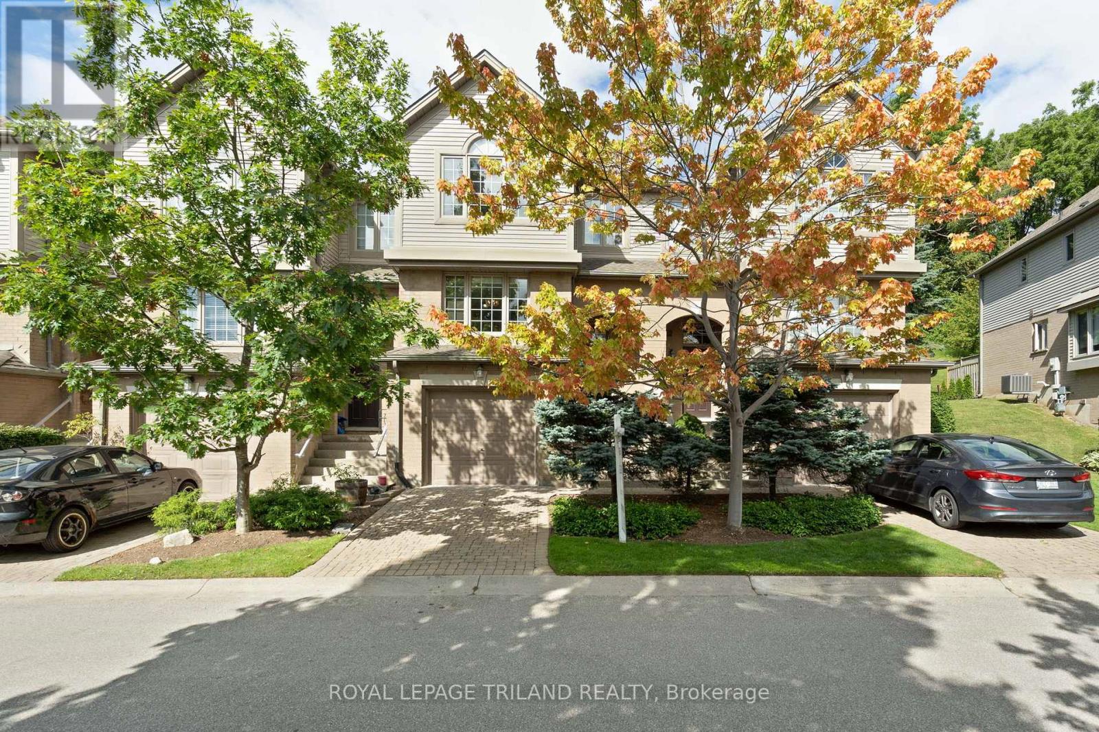 27 270 North Centre Rd, London, ON N6G 5A4