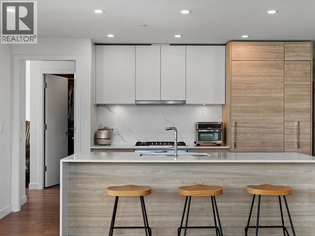 585 Austin Avenue Unit 1003, Coquitlam, BC V3K 0G6