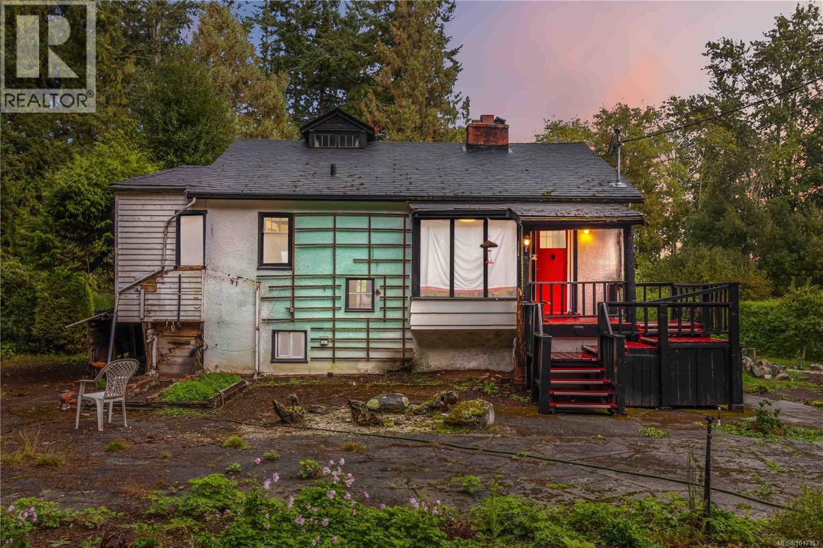 5447 Fowler Rd, Saanich, BC V8Y 1Y4