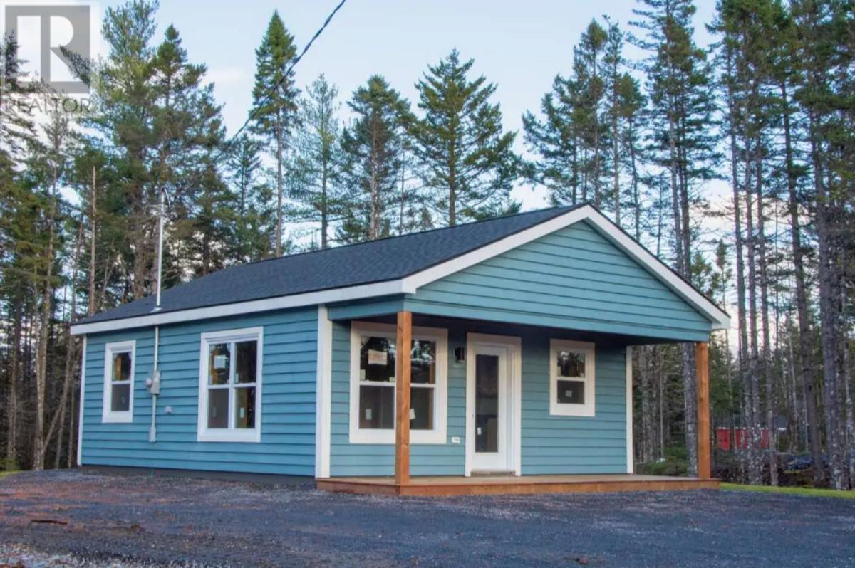 63 Loon Point Trl, East Uniacke, NS B0N 1Z0