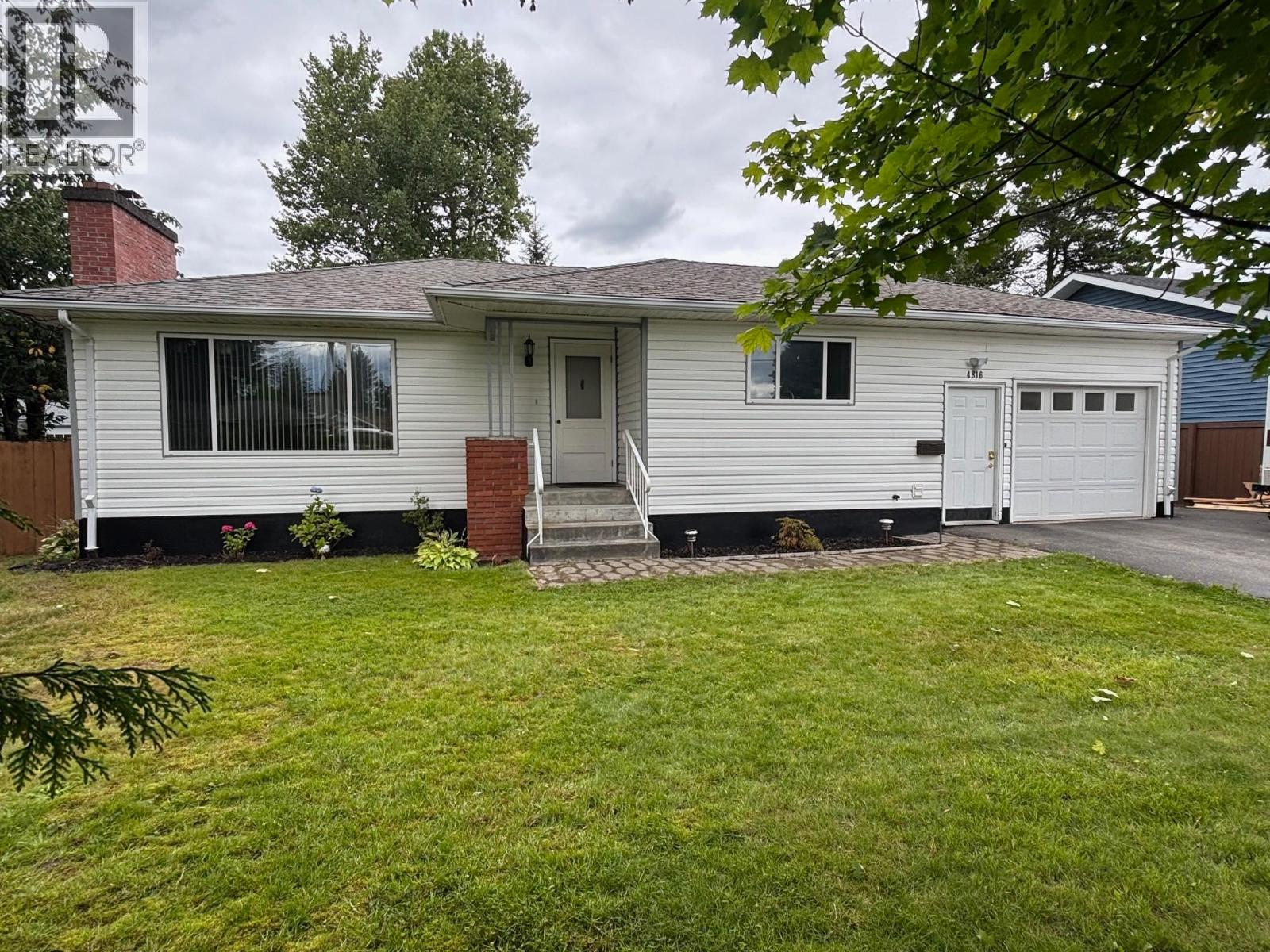 4816 Davis Ave, Terrace, BC V8G 1Y3