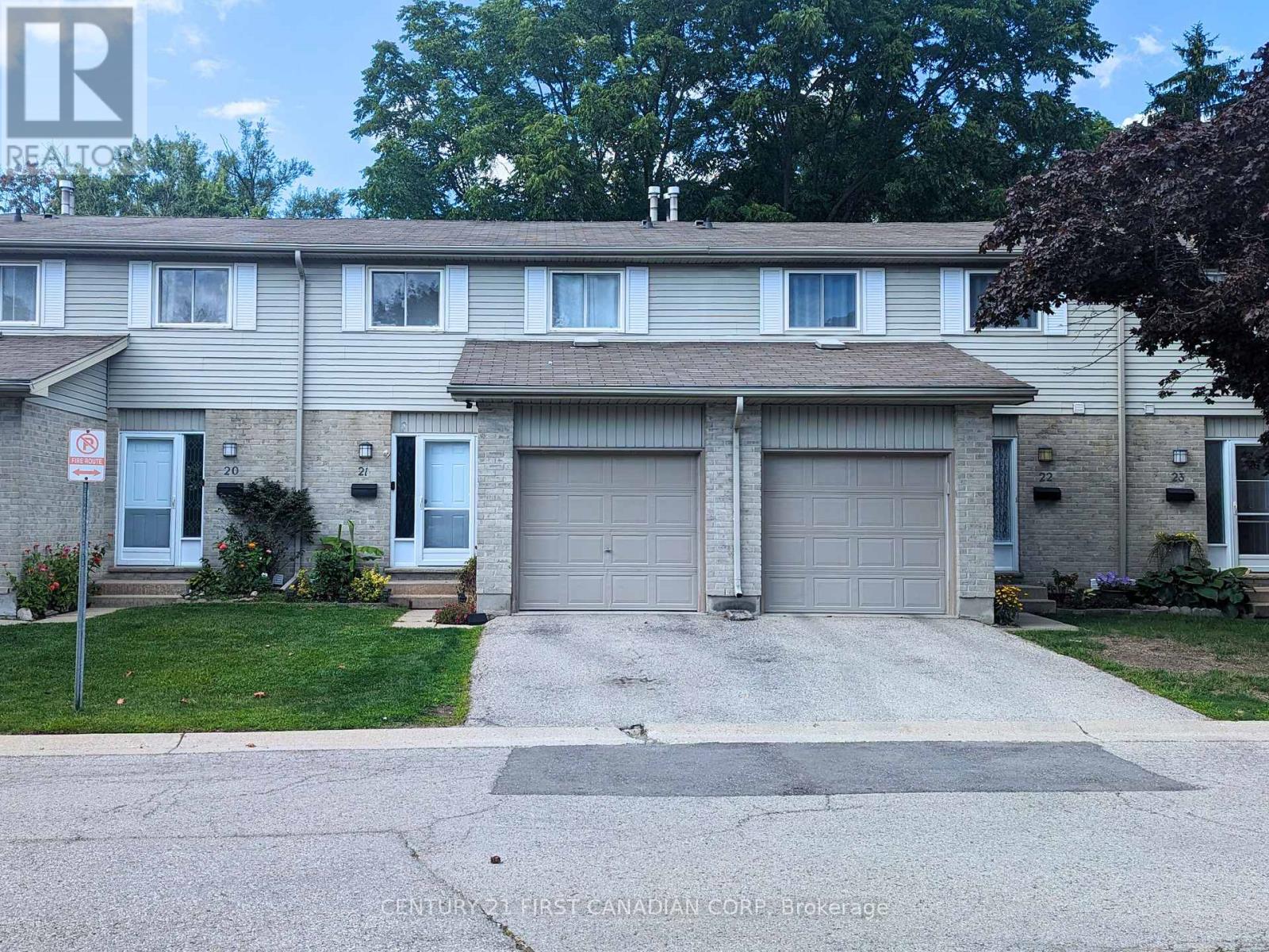 21 30 Clarendon Cres, London, ON N6C 5B8