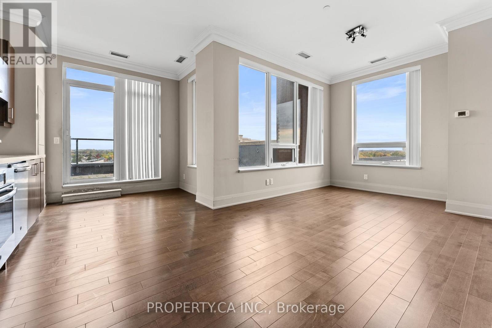 28 Uptown Dr Ph15 Dr, Markham, ON L3R 5M8