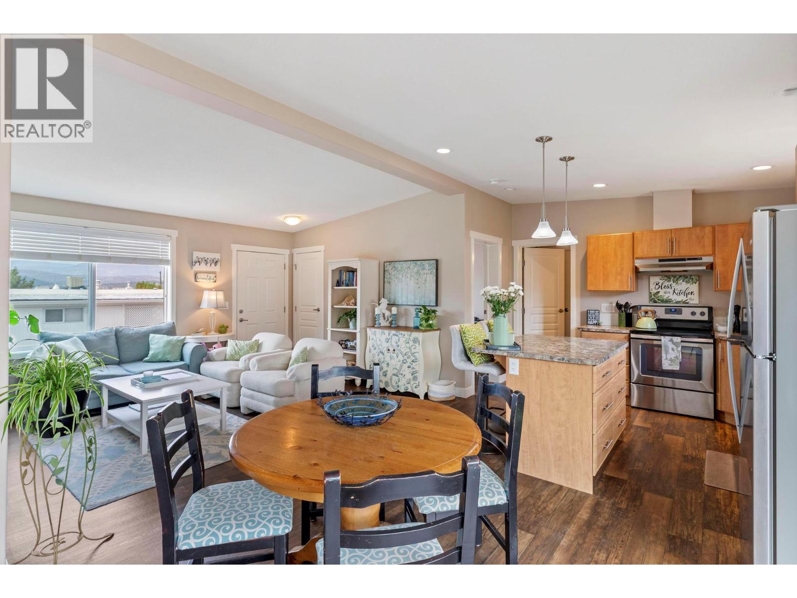 3591 Old Vernon Road Unit 220, Kelowna, BC V1X 6P4