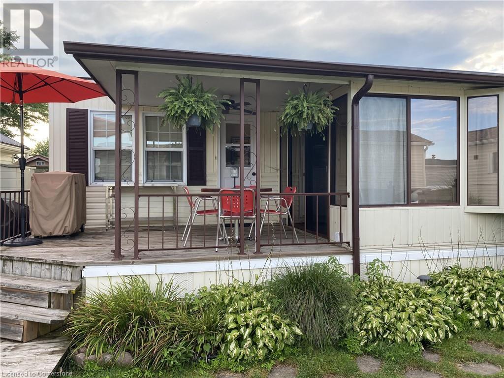 92 Clubhouse Road Unit 37 Rd #37, Turkey Point, ON N0E 1T0