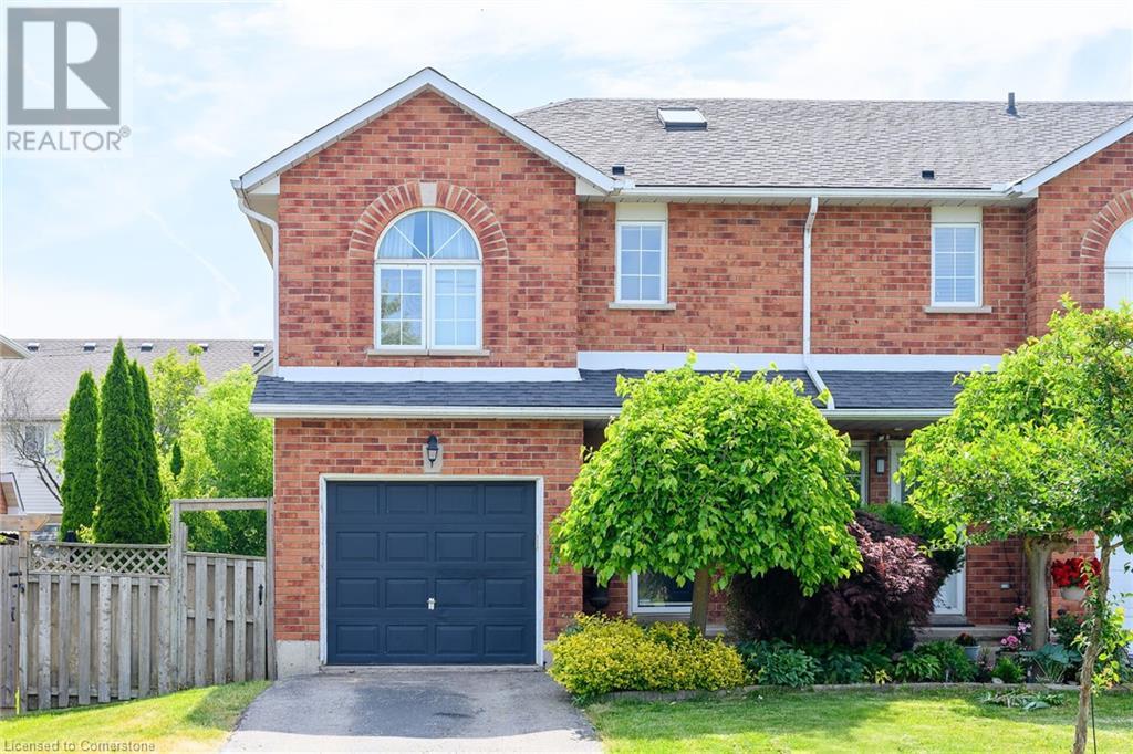 67 Pinewoods Dr, Hamilton, ON L8J 2T6