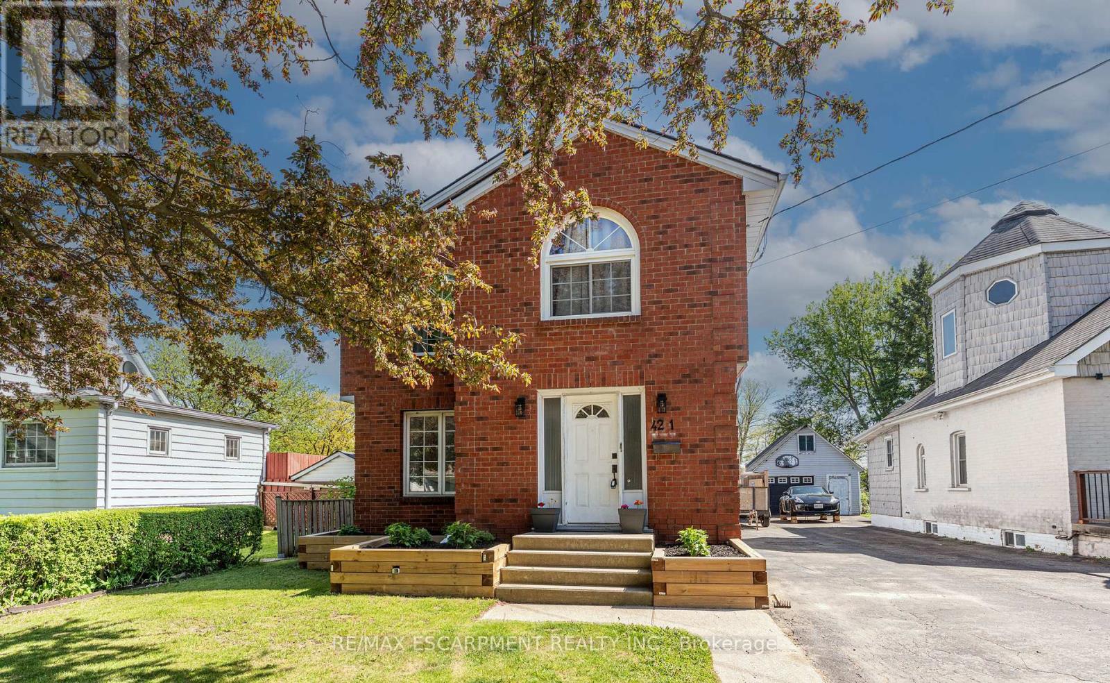 421 Nelson St, Brantford, ON N3S 4G1