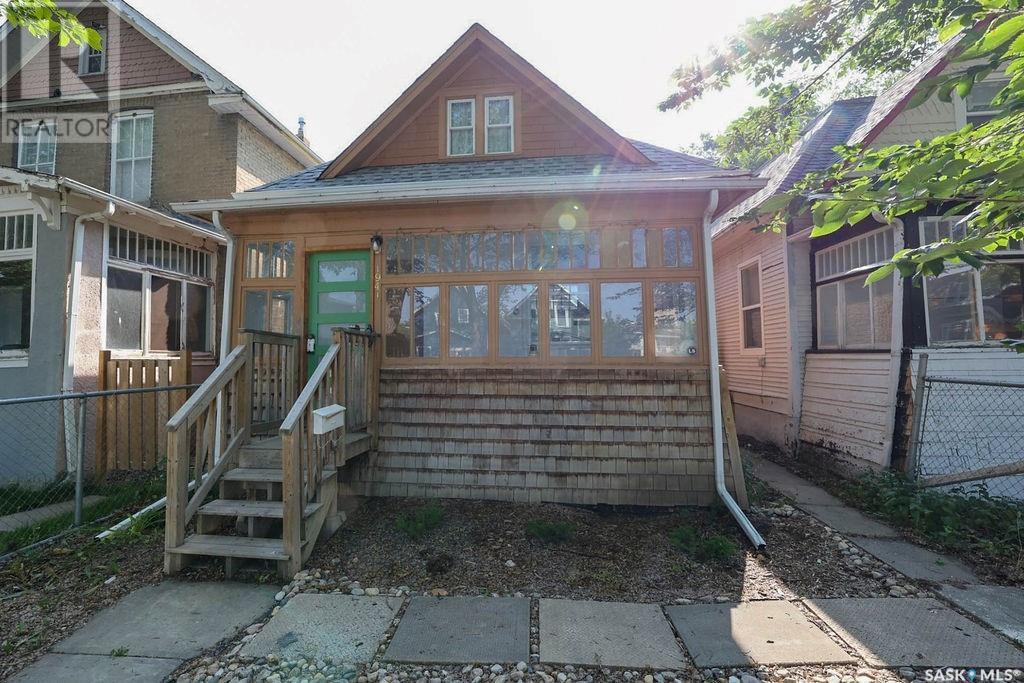 1941 St John St, Regina, SK S4P 1S3