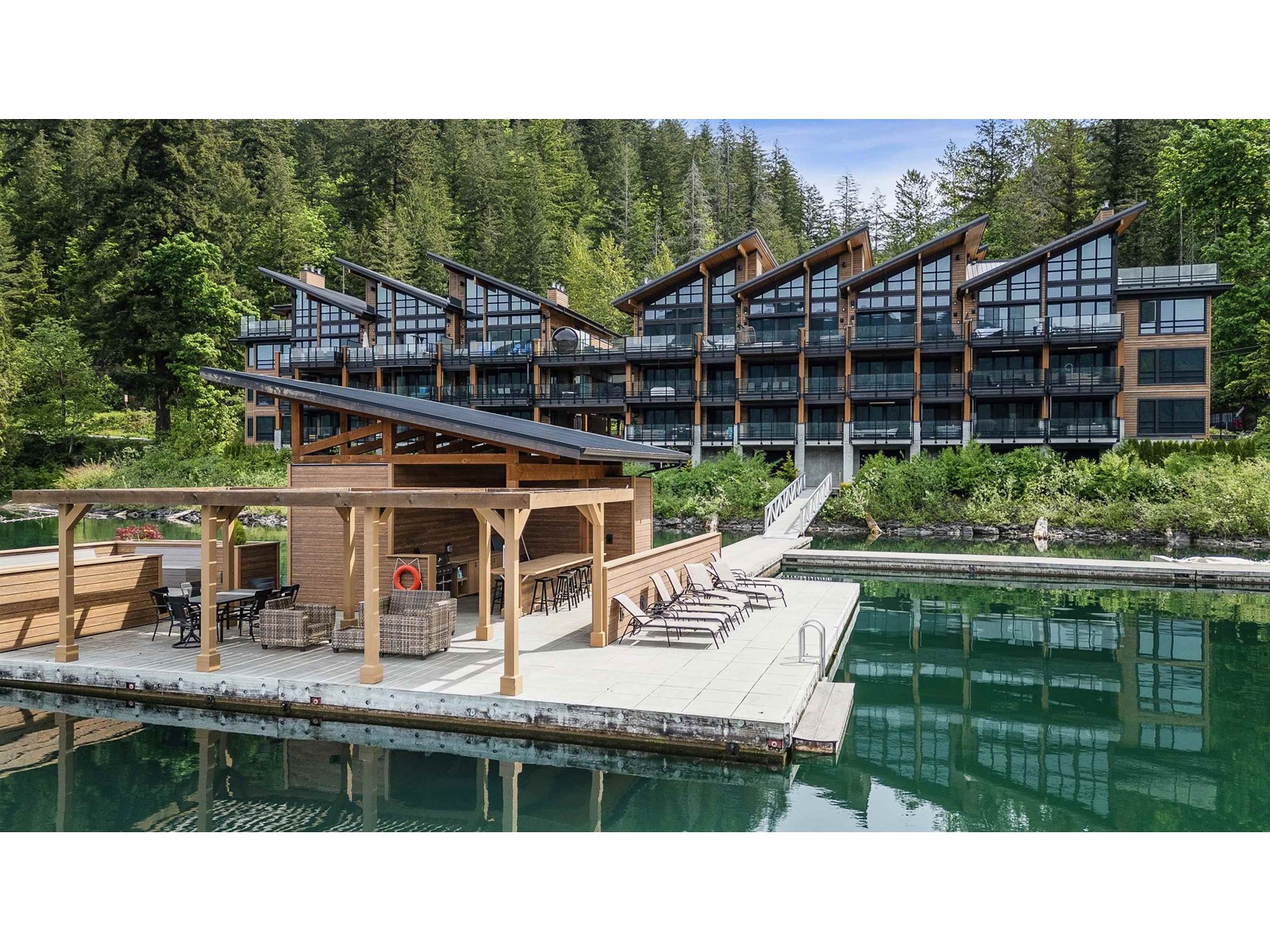 3175 Columbia Valley Roadcultus Lake North Unit 302, Chilliwack, BC V2R 6C2