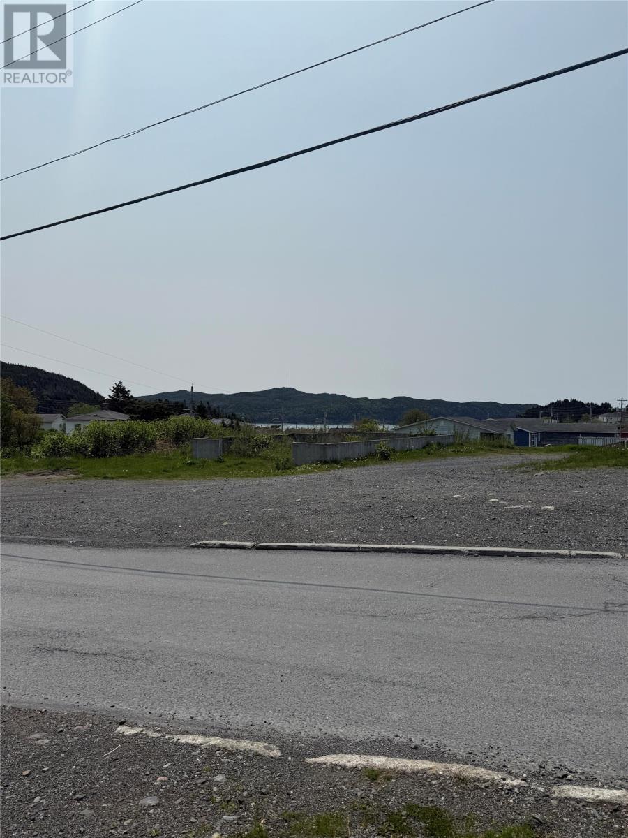 45-47 Freshwater Cres, Freshwater, NL A0B 1W0