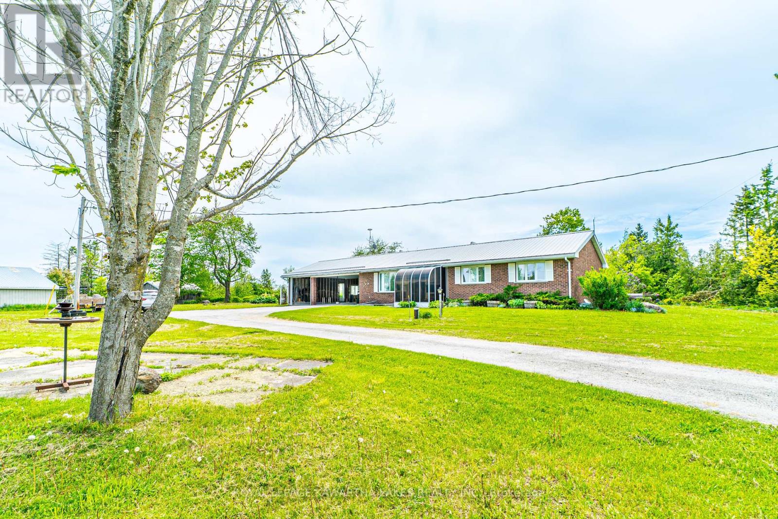 576 Lorneville Rd, Kawartha Lakes, ON K0M 2T0