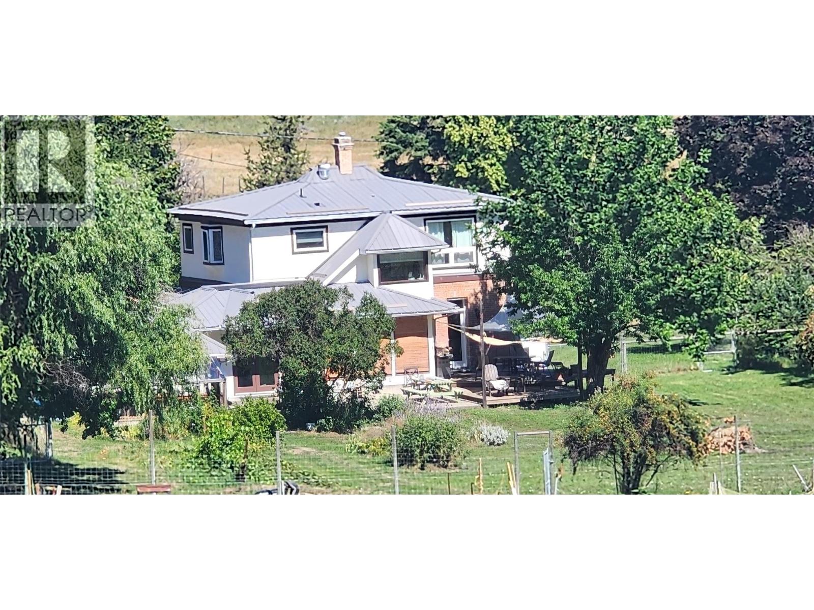 3450 Hardy Mountain Rd, Grand Forks, BC V0H 1H2