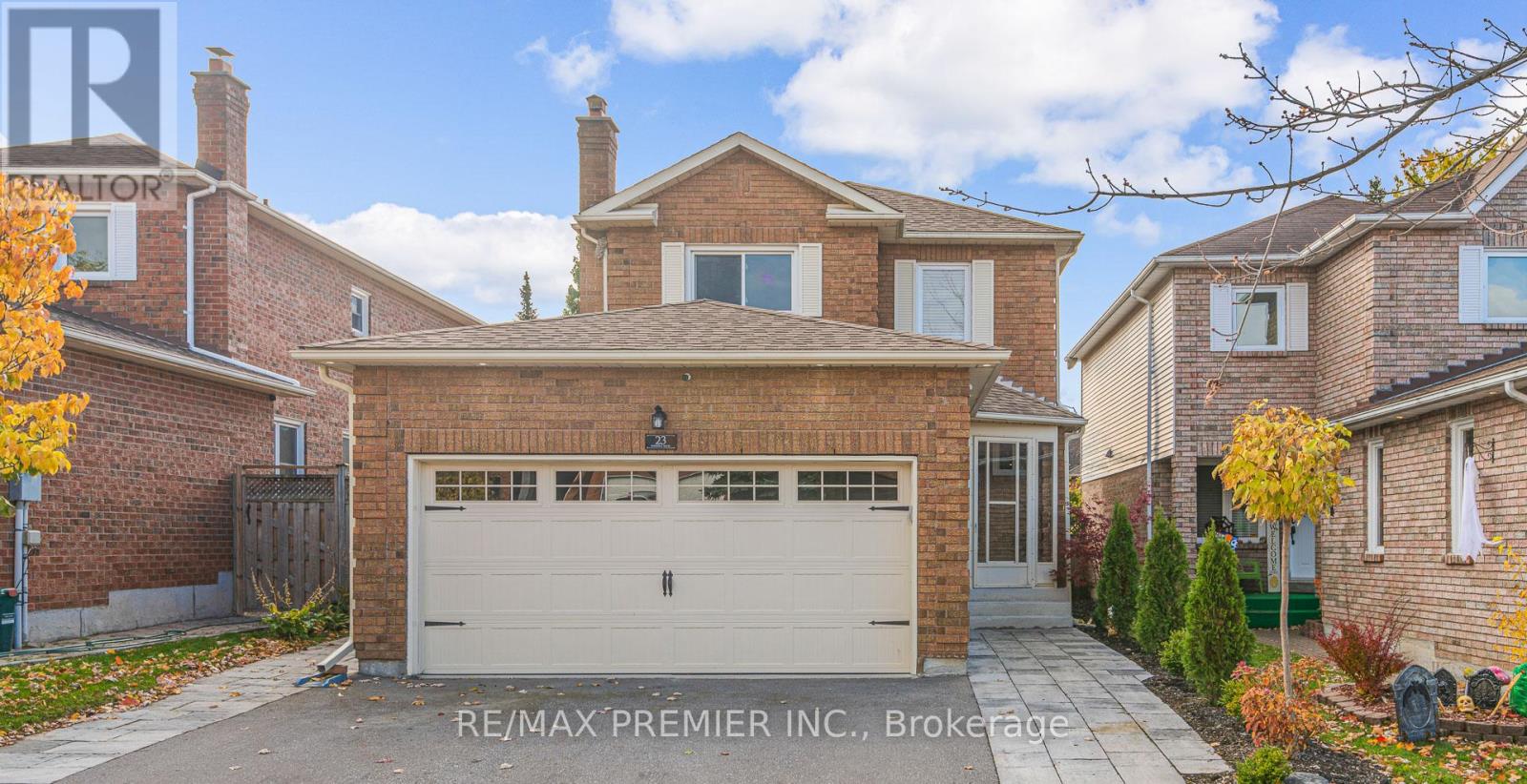 23 Sunbird Blvd, Georgina, ON L4P 3R9