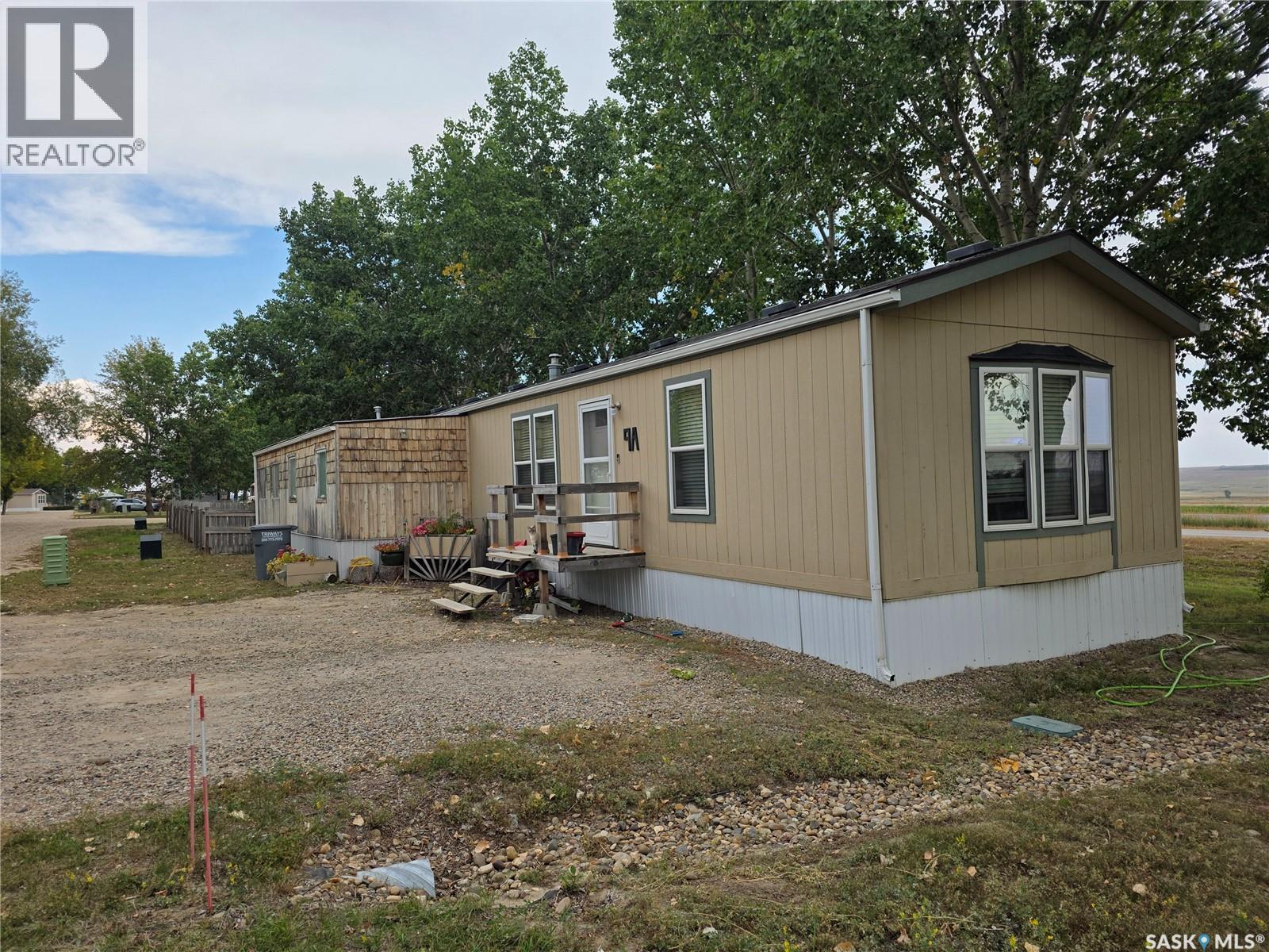 9 Prairie Sun Ct #a, Swift Current, SK S9H 3X6