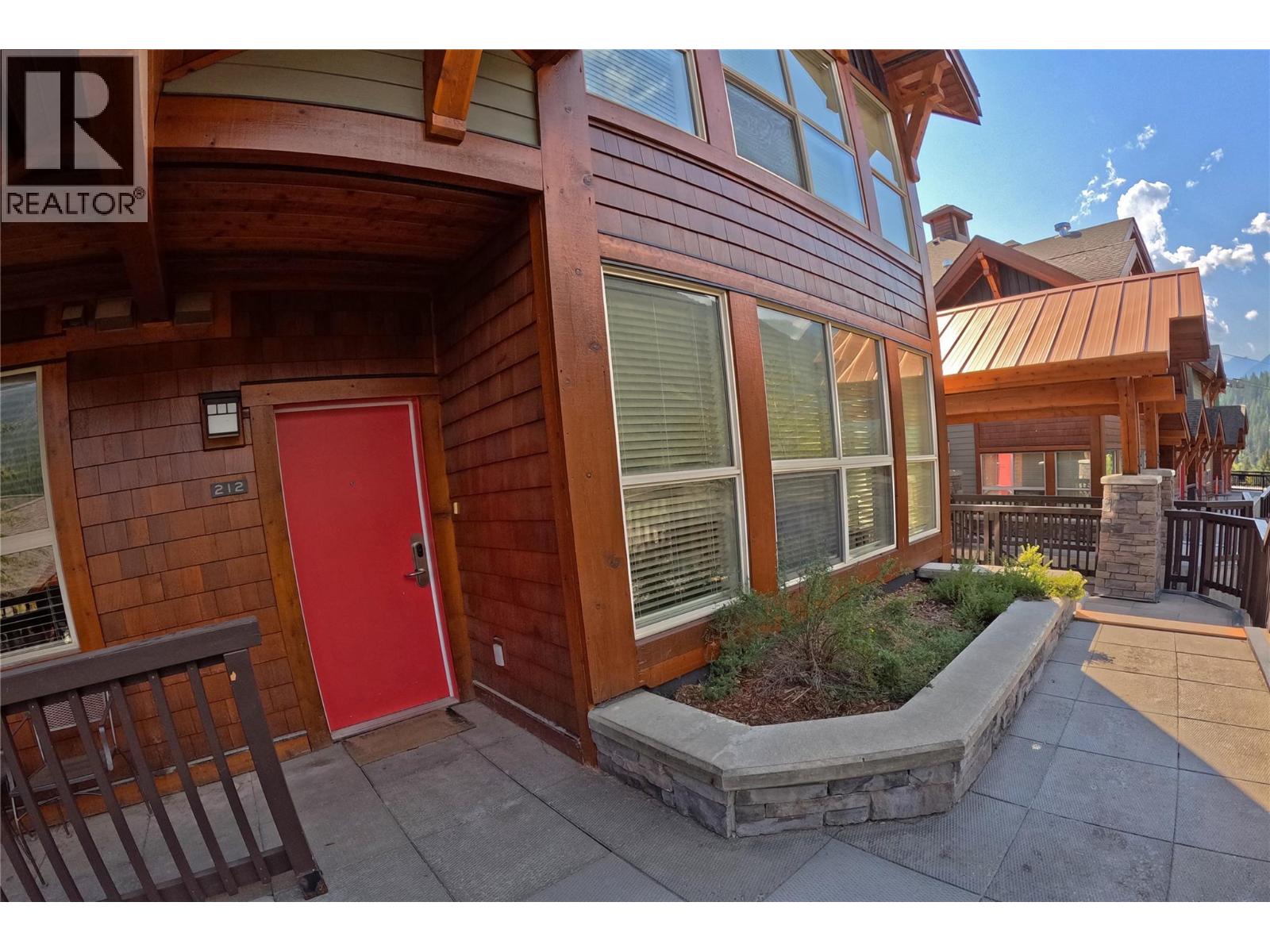 2049 Summit Drive Unit 212a, Panorama, BC V0A 1T0