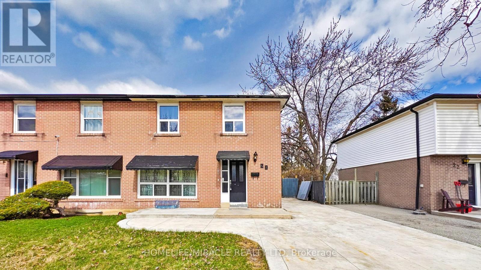 20 Earnscliffe Cir, Brampton, ON L6T 2B2
