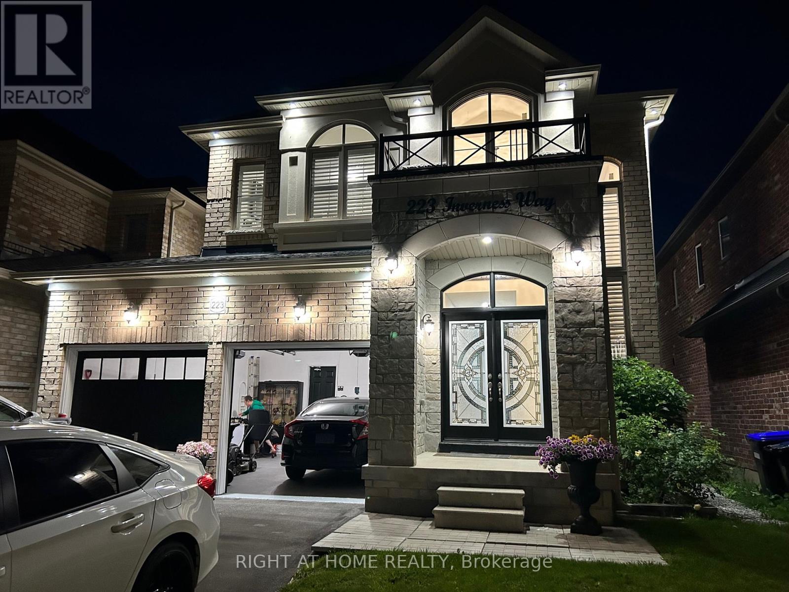 223 Inverness Way S, Bradford West Gwillimbury, ON L3Z 2A6