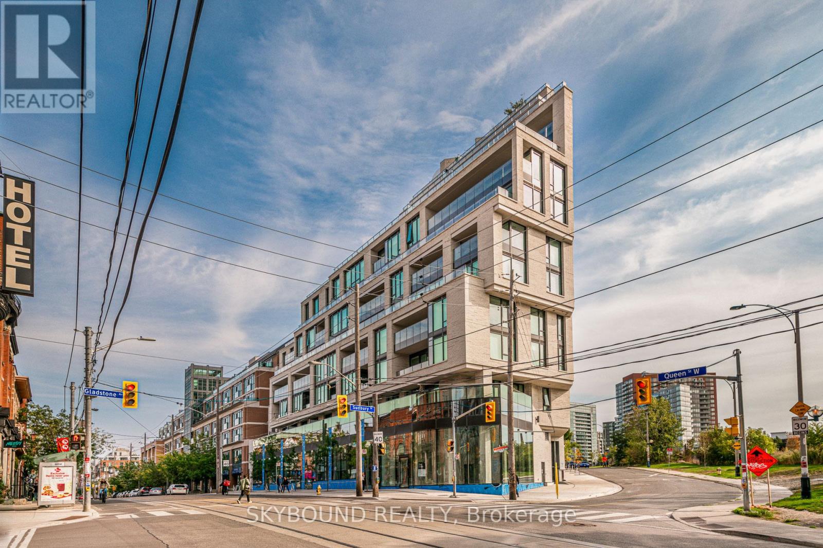 401 200 Sudbury St, Toronto, ON M6J 0H1