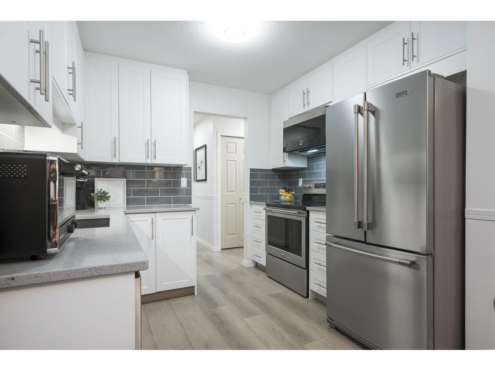 32823 Landeau Place Unit 110, Abbotsford, BC V2S 6S6