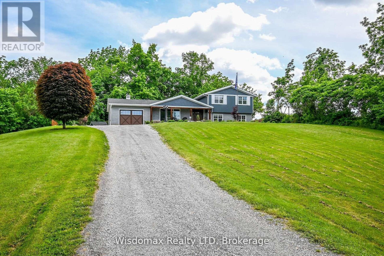 341 Lakeshore Rd, Niagara-on-the-lake Lakeshore, ON L0S 1J0
