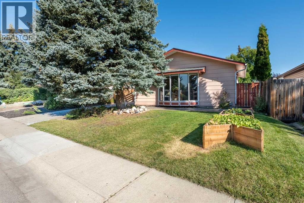 103 Thorson Pl, Okotoks, AB T1S 1C9