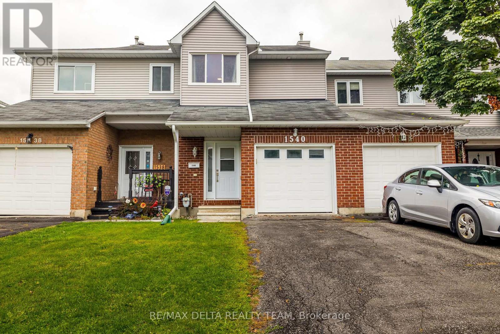 1540 Briarfield Cres, Ottawa, ON K4A 1Z9