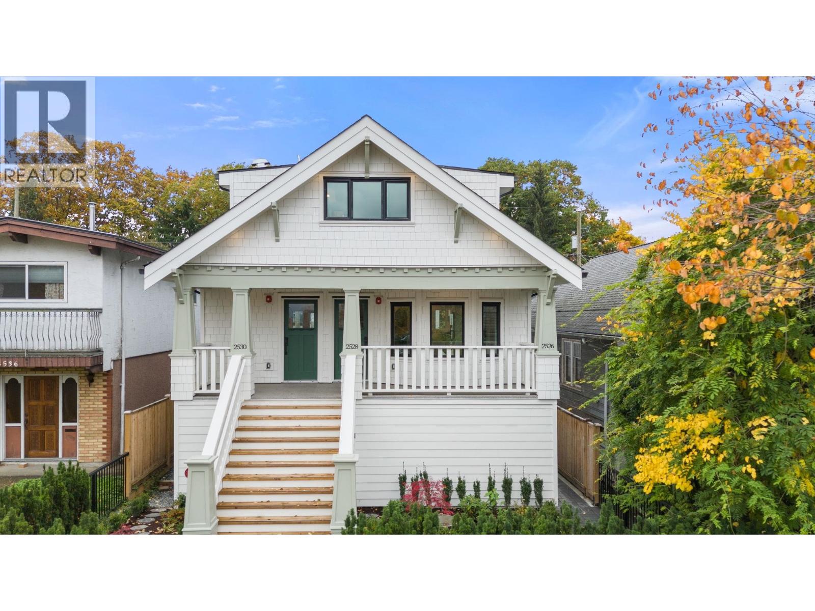 2530 Mcgill St, Vancouver, BC V5K 1H1