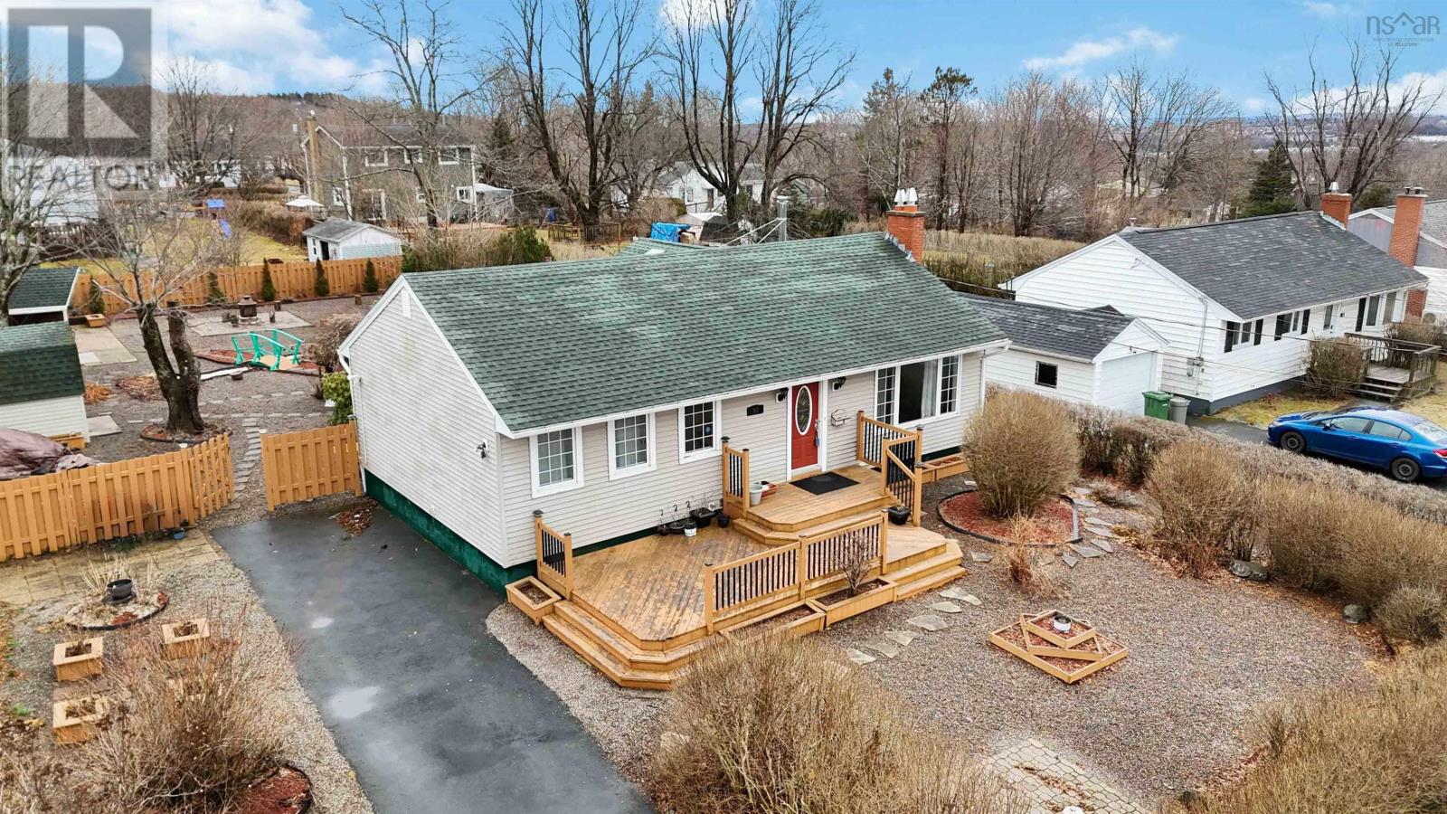 93 Mount Edward Rd, Dartmouth, NS B2W 3K7