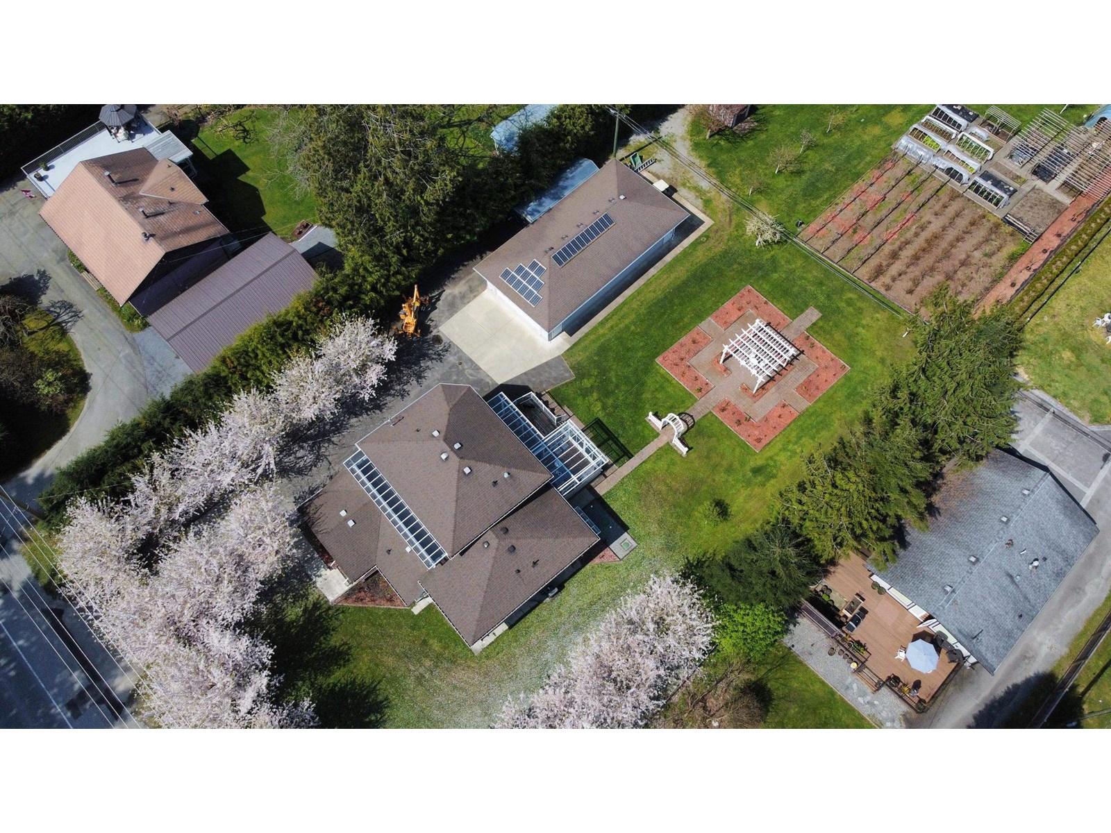 29847 Dewdney Trunk Rd, Mission, BC V4S 1B7