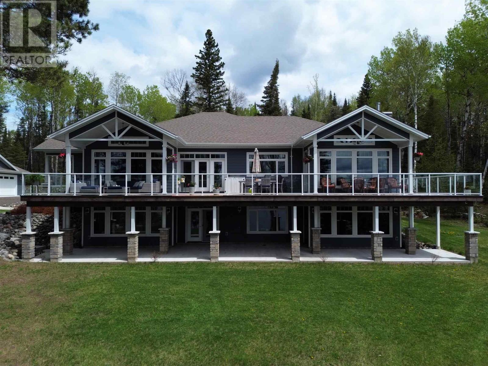 30 Barred Owl Rd, Thunder Bay, ON P0T 2T0