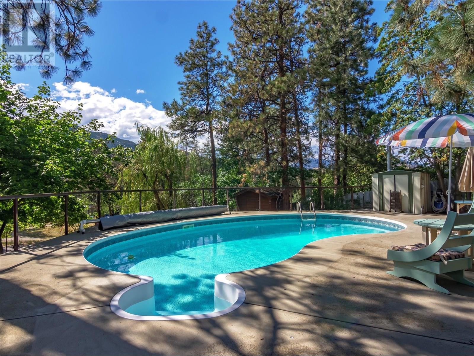 1324 Peachcliff Dr, Okanagan Falls, BC V0H 1R1