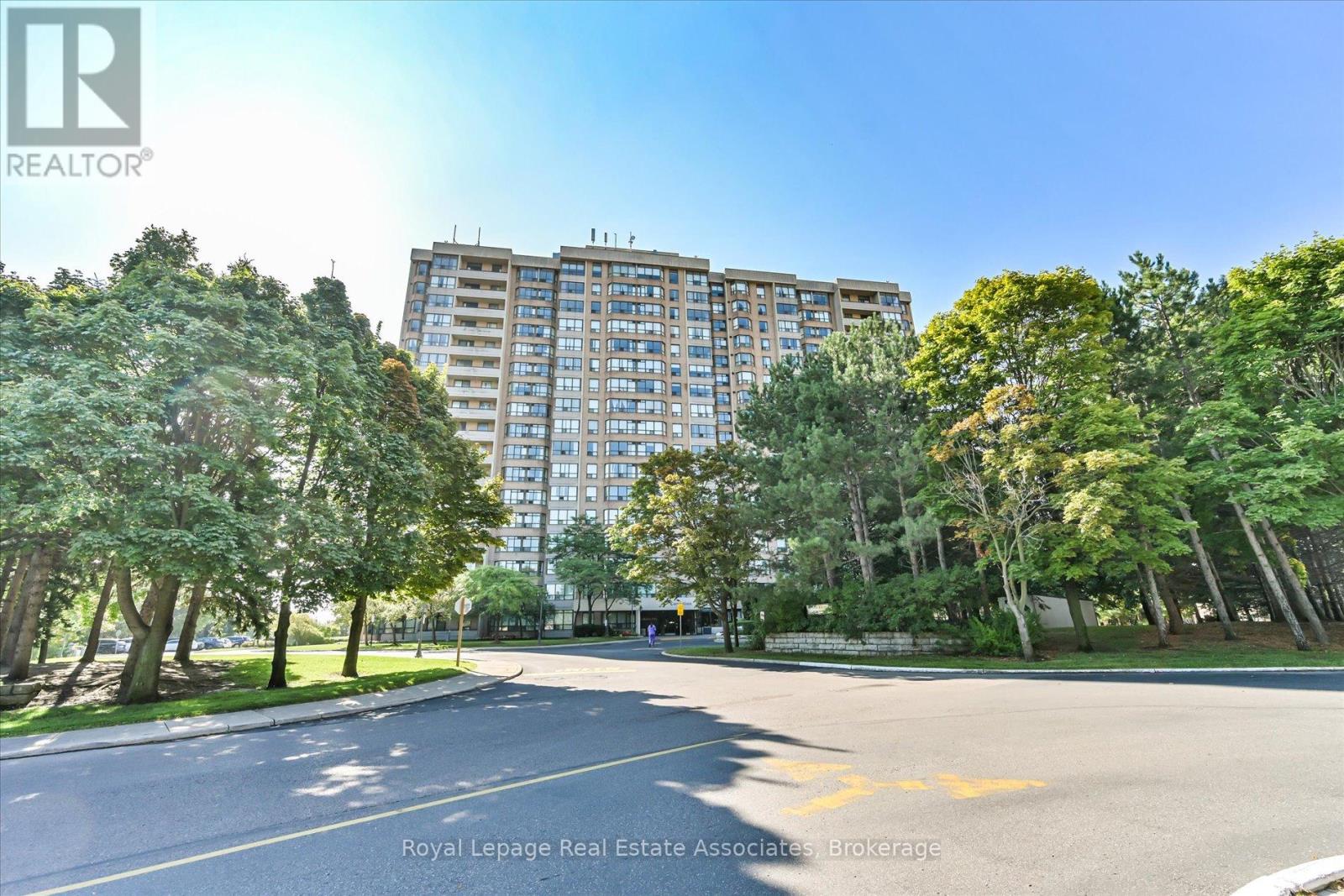 1209 10 Malta Ave, Brampton, ON L6Y 4G6