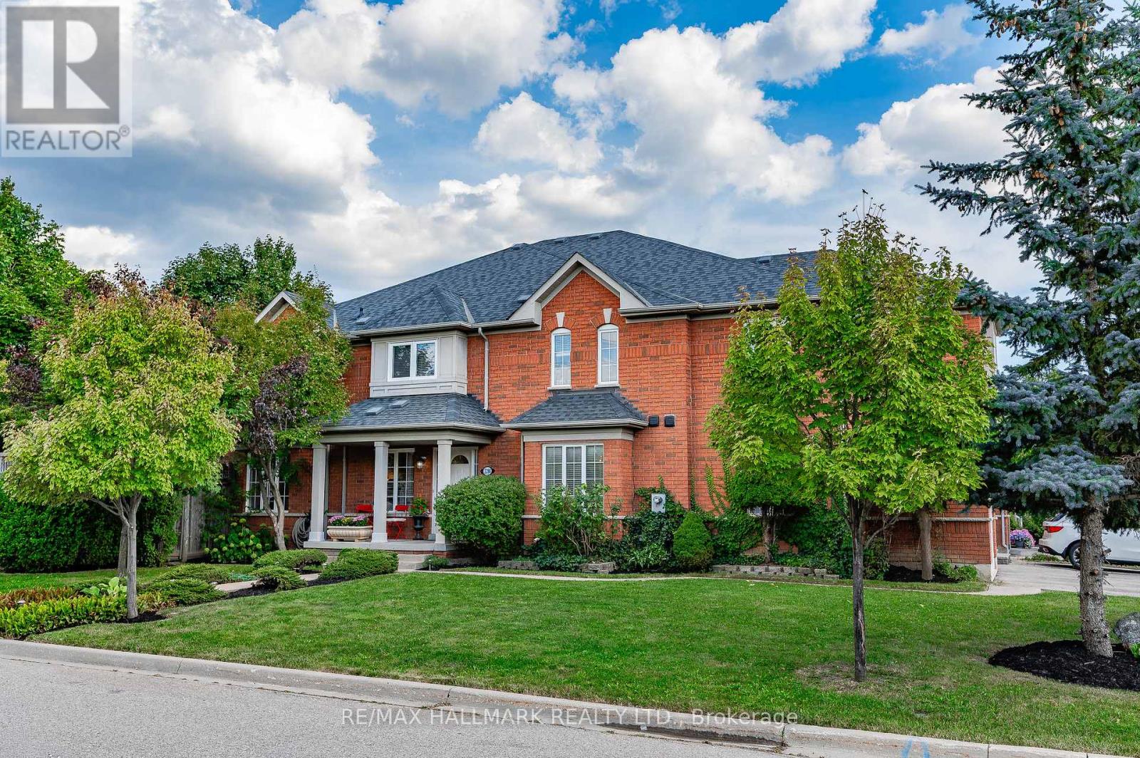 3288 Equestrian Cres, Mississauga, ON L5M 6T1