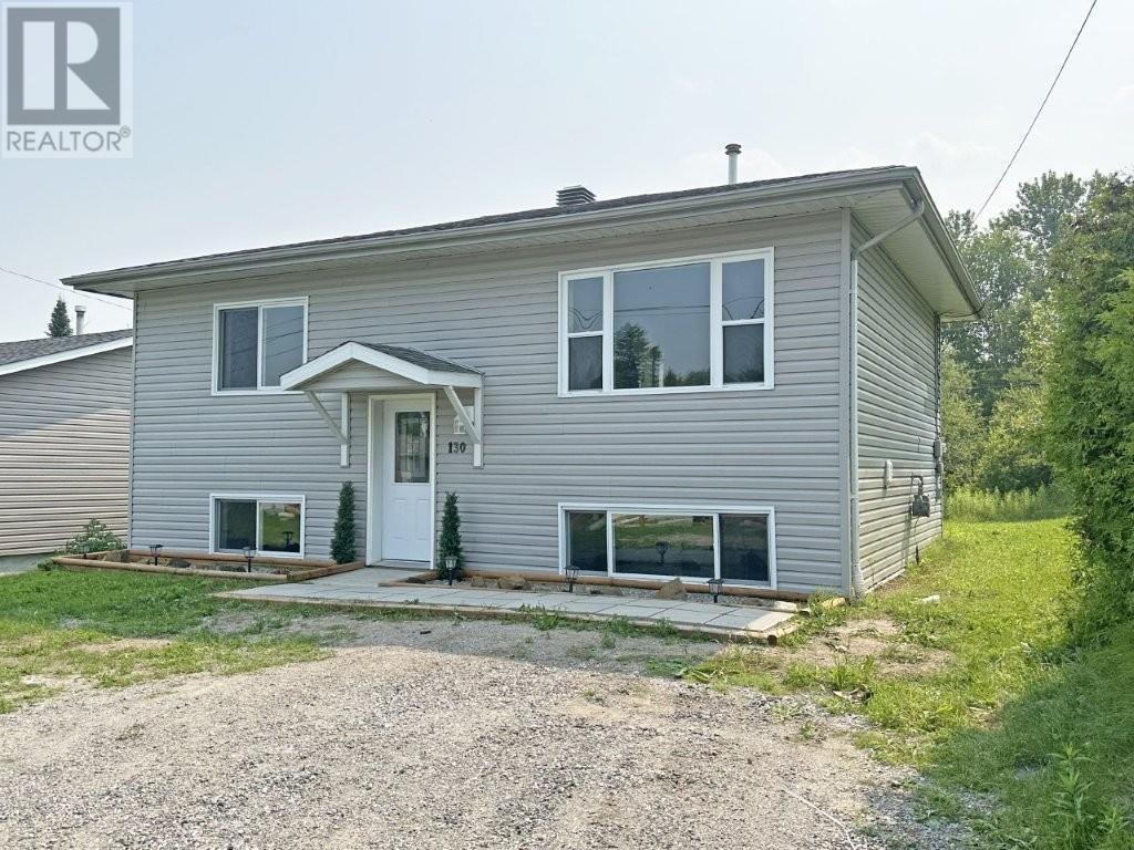 130 Harkness St, Nipigon, ON P0T 2J0