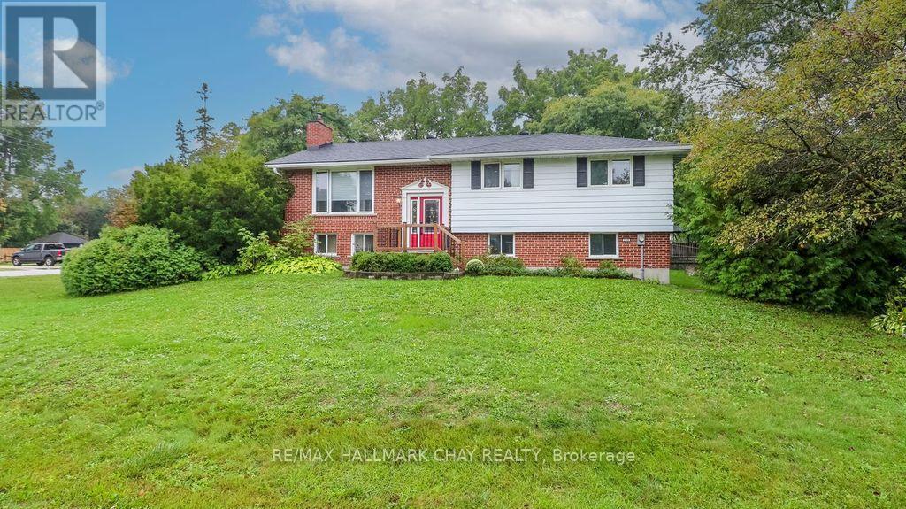 250 Superior St, Clearview, ON L0M 1S0