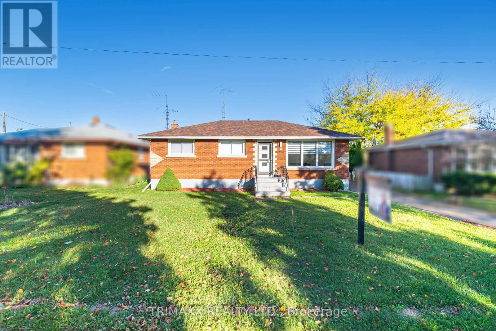 60 Parkdale Dr, Thorold, ON L2V 2N6