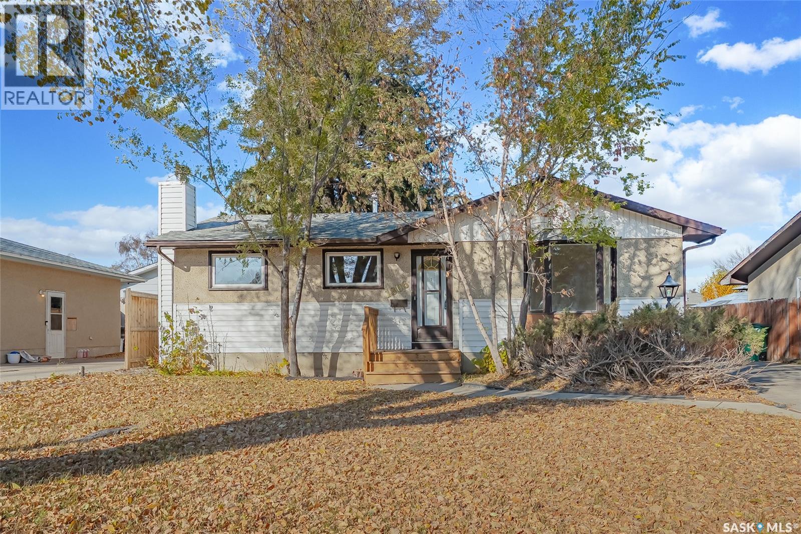 1806 Richardson Rd, Saskatoon, SK S7L 4B5