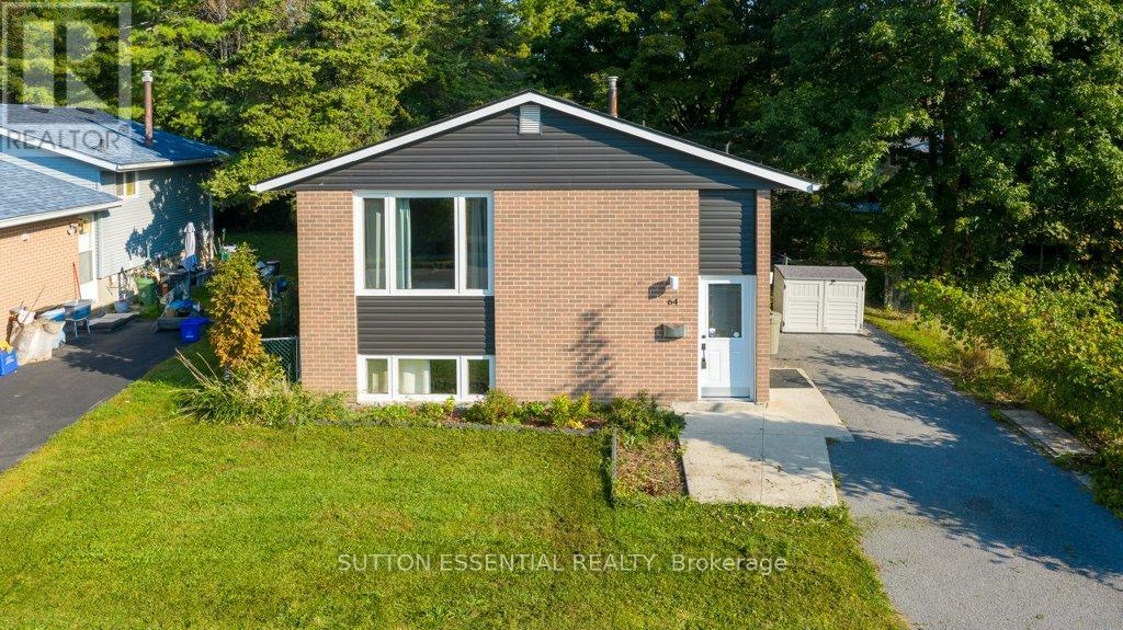 64 Woodstone Cres, Kingston Central City West, ON K7M 6K9