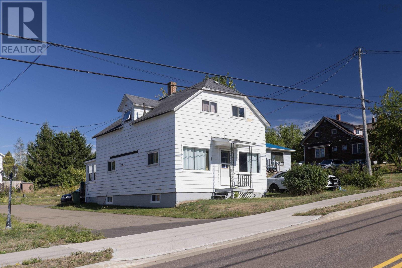 63 Junction Rd, Springhill, NS B0M 1X0