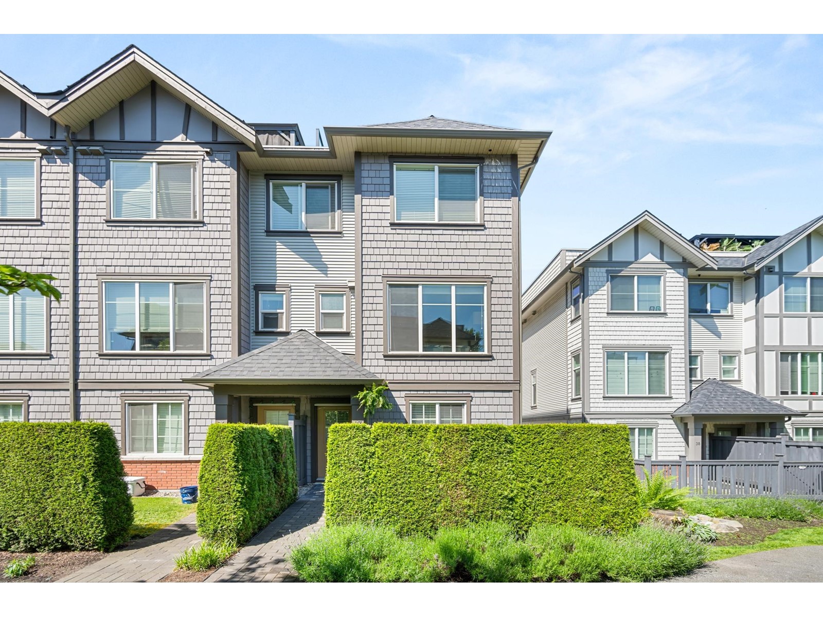 8217 204b Street Unit 37, Langley, BC V2Y 0V6