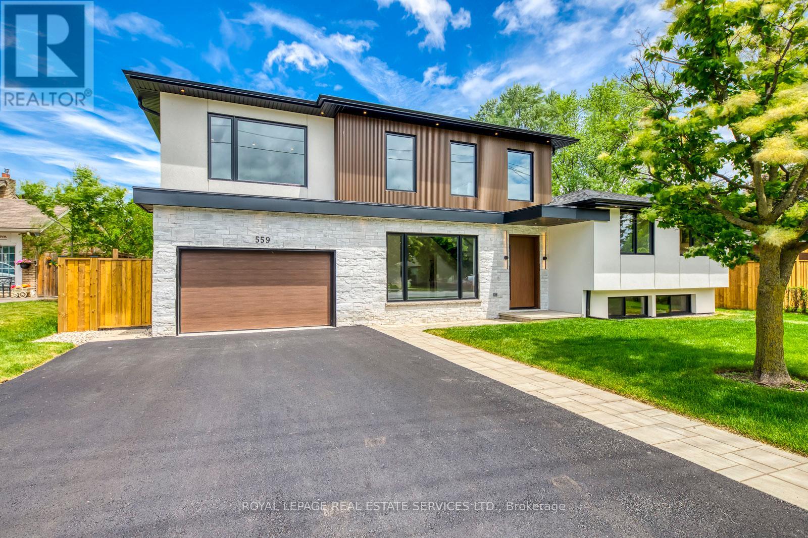 559 Walkers Line, Burlington, ON L7N 2E4