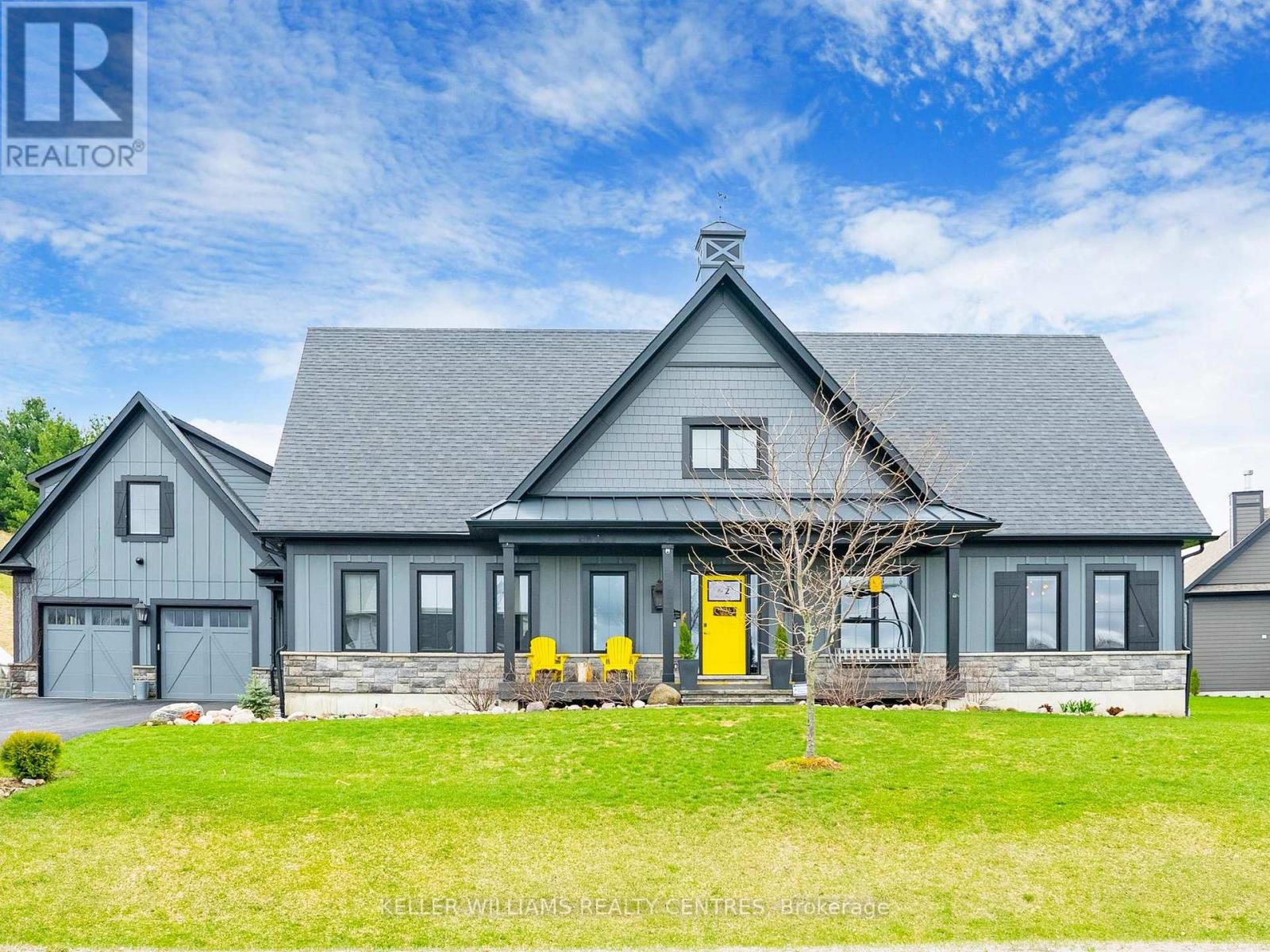 2 Thoroughbred Dr, Oro-Medonte, ON L0K 1E0