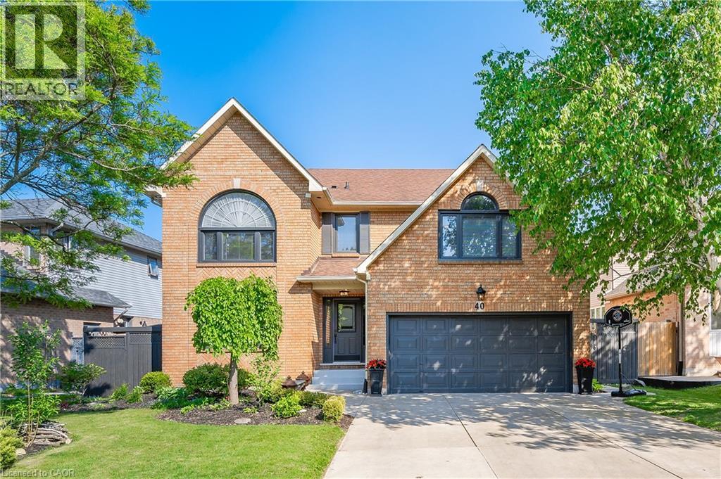 40 Springfield Blvd, Hamilton, ON L9K 1H8