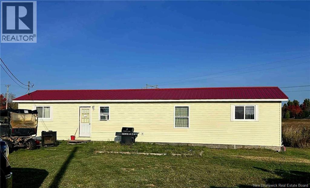 3493 Route 106, Salisbury, NB E4J 3H5