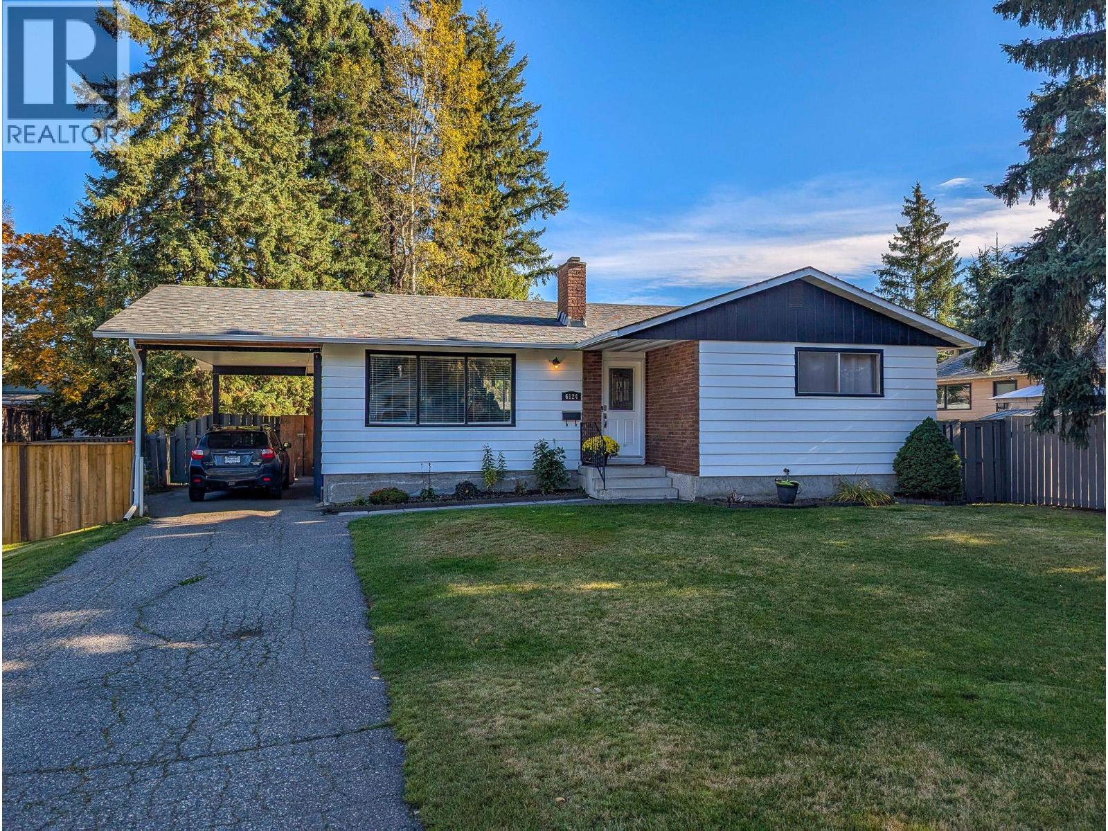6124 Caledonia Cres, Prince George, BC V2N 2H4