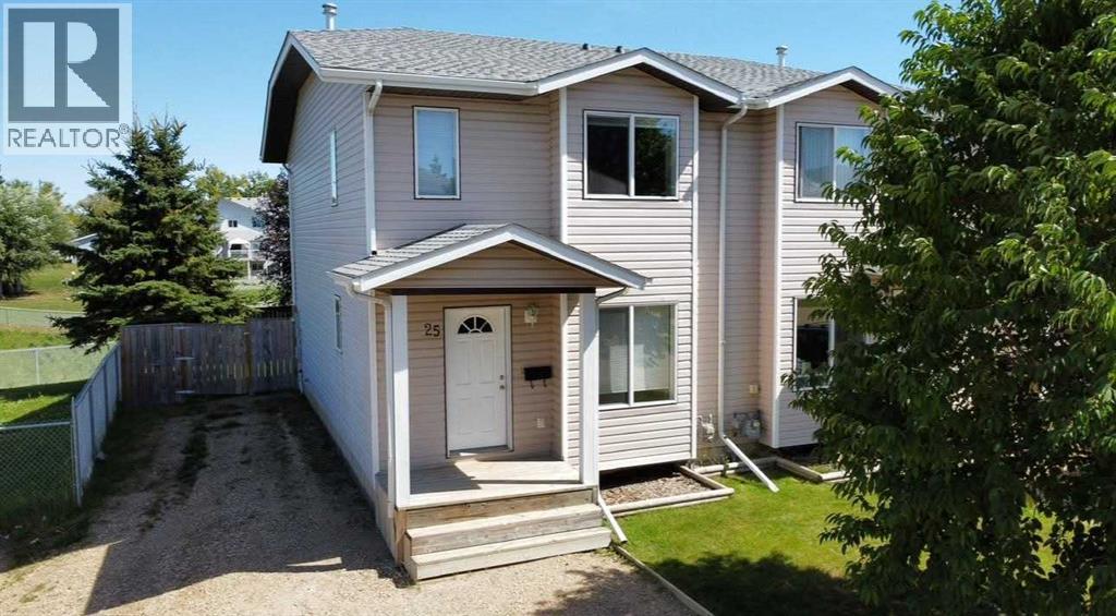25 Lakeview Close, Blackfalds, AB T0M 0J0
