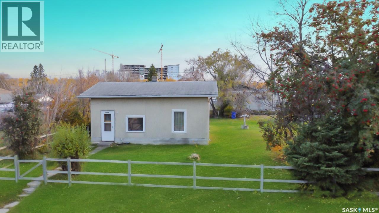 1319 17 Street West, Prince Albert, SK S6V 3Z3