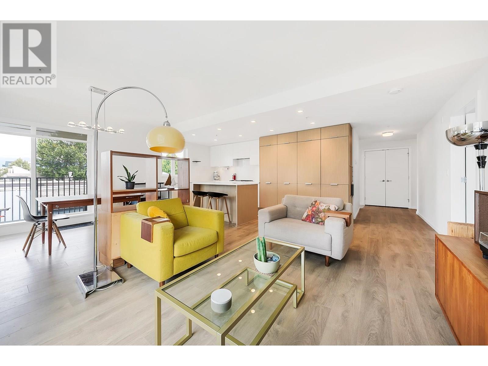 5085 Main Street Unit 308, Vancouver, BC V5W 2R2